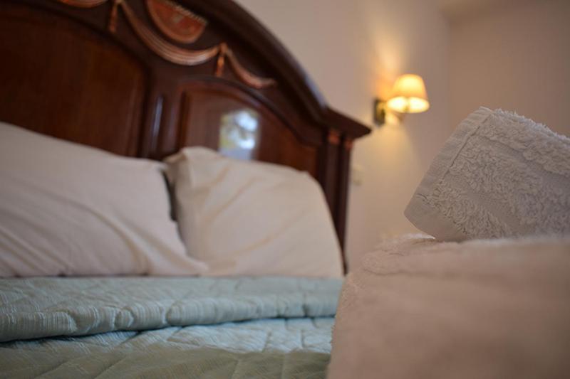 Marzi Beach And Bungalows Hotel Kokkonion Bagian luar foto