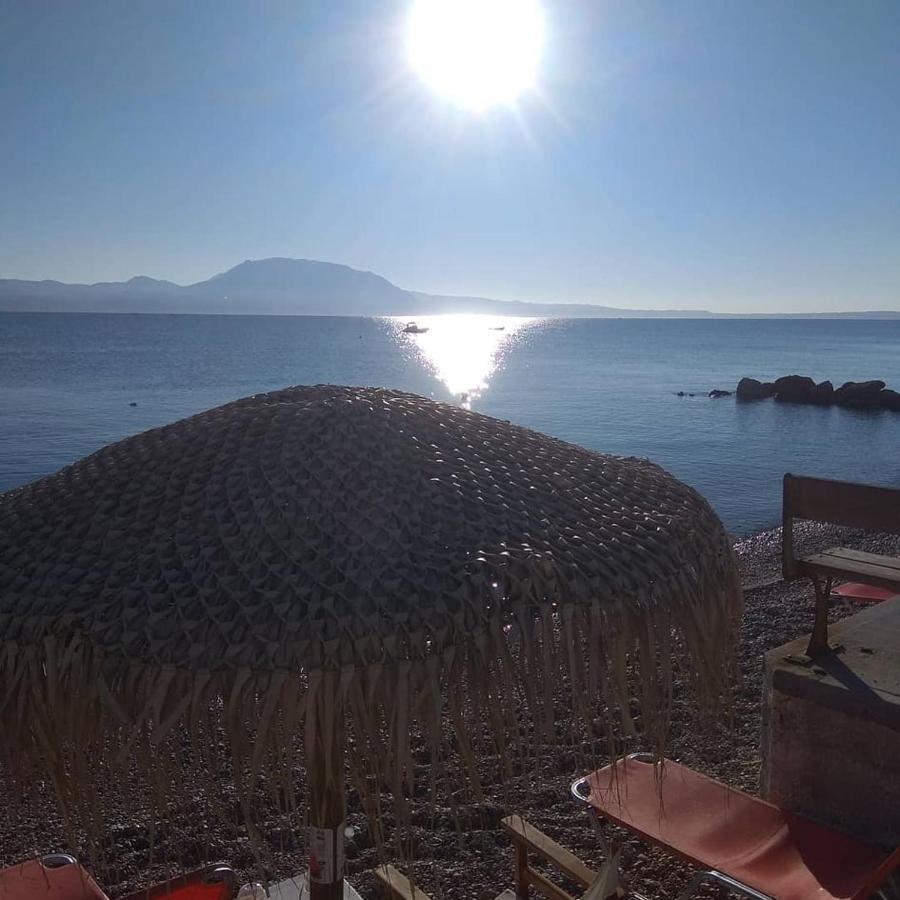 Marzi Beach And Bungalows Hotel Kokkonion Bagian luar foto