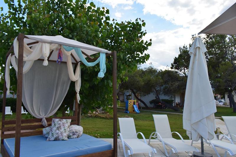 Marzi Beach And Bungalows Hotel Kokkonion Bagian luar foto