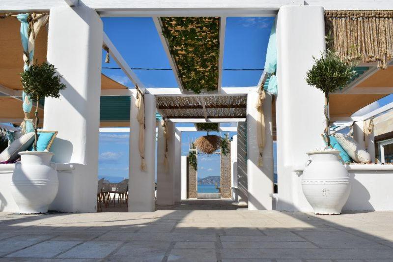 Marzi Beach And Bungalows Hotel Kokkonion Bagian luar foto