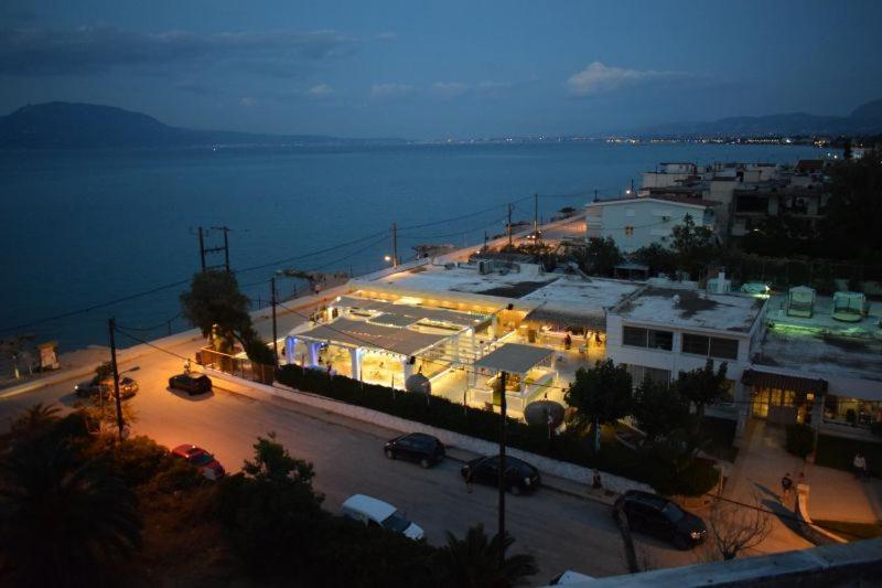 Marzi Beach And Bungalows Hotel Kokkonion Bagian luar foto