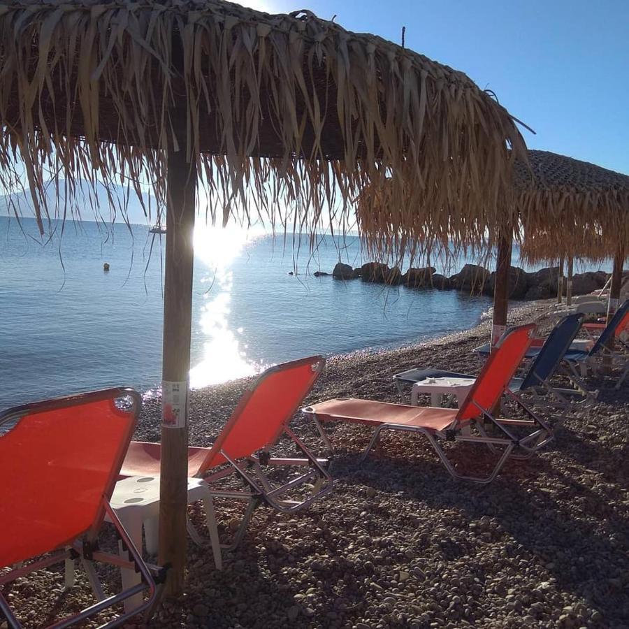 Marzi Beach And Bungalows Hotel Kokkonion Bagian luar foto