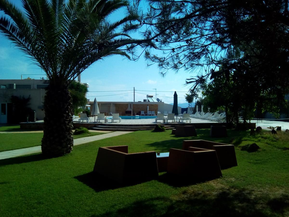 Marzi Beach And Bungalows Hotel Kokkonion Bagian luar foto