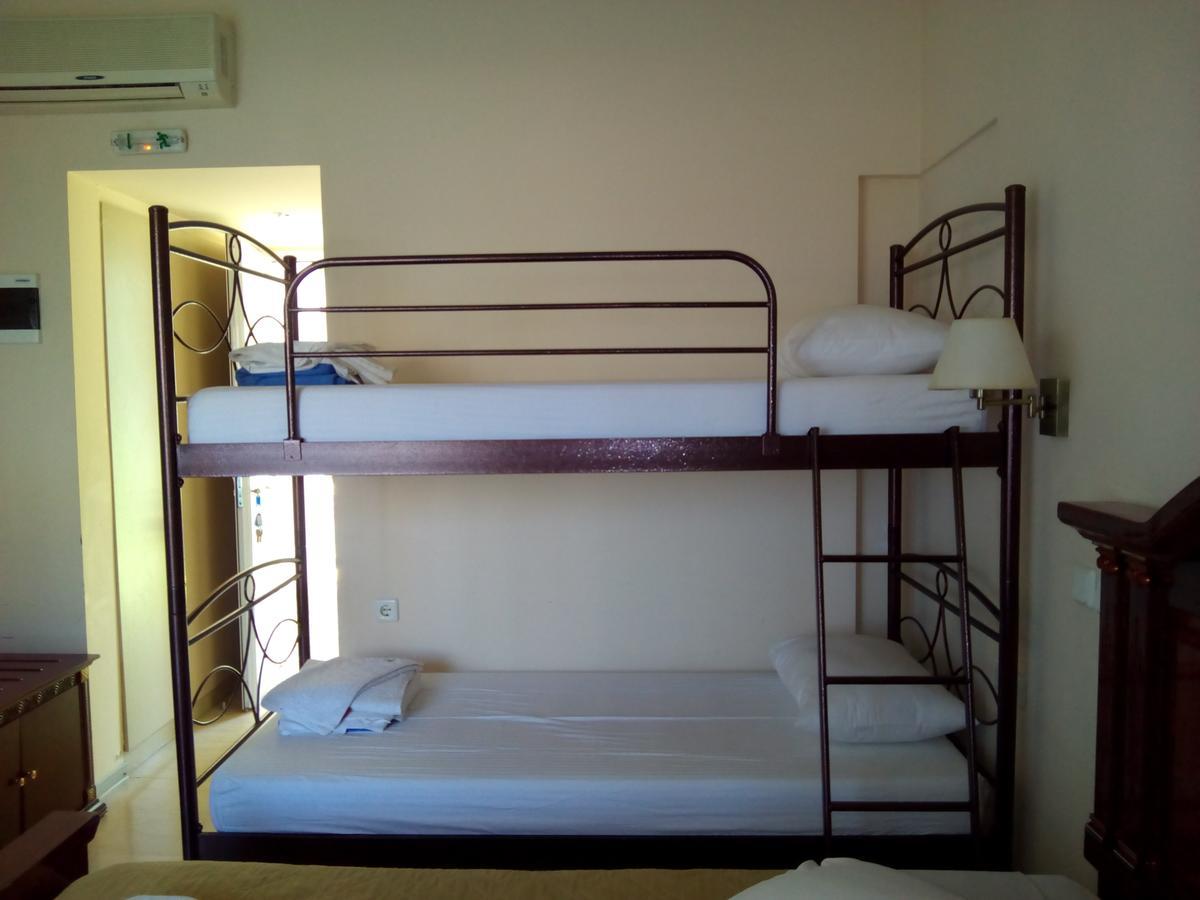 Marzi Beach And Bungalows Hotel Kokkonion Ruang foto